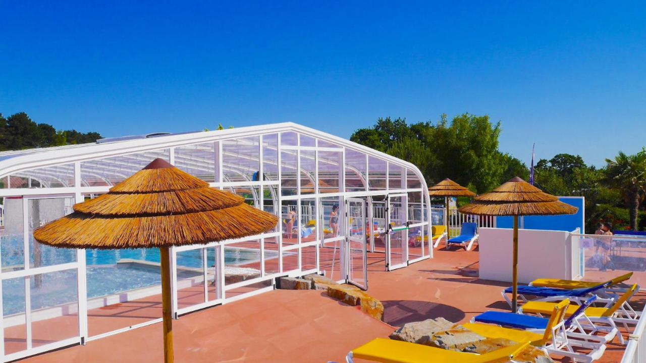 Camping Les Brillas Les Moutiers Exterior foto
